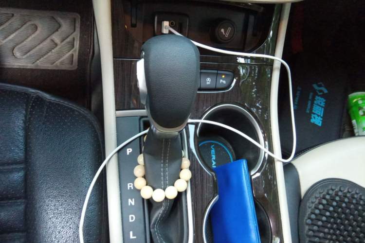 Used Buick Verano 2018 Sedan 15S Automatic Leading Model Gear Lever