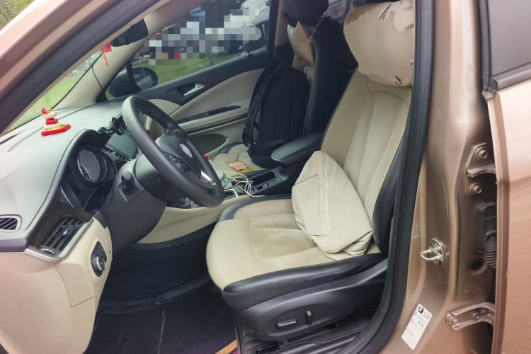 Used Buick Verano 2018 Sedan 15S Automatic Leading Model Left Front Seat