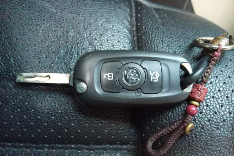 Used Buick Verano 2018 Sedan 15S Automatic Leading Model Vehicle Key