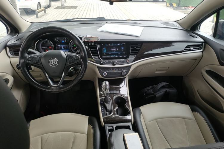 Used Buick Verano 2018 Sedan 15S Automatic Leading Model Center Console