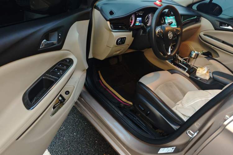 Used Buick Verano 2018 Sedan 15S Automatic Leading Model Driver Seat