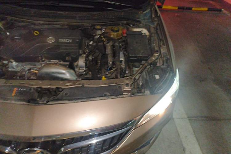 Used Buick Verano 2018 Sedan 15S Automatic Leading Model Engine Bay Left
