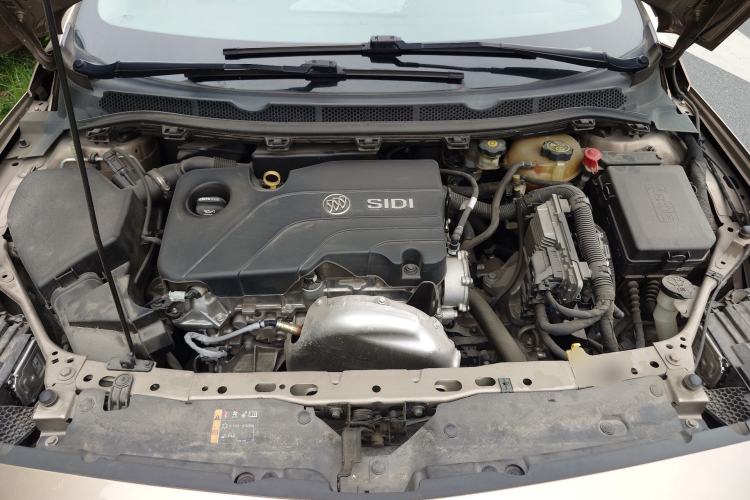 Used Buick Verano 2018 Sedan 15S Automatic Leading Model Engine Bay
