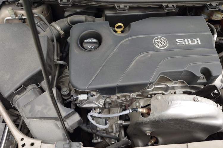 Used Buick Verano 2018 Sedan 15S Automatic Leading Model Engine Bay Right