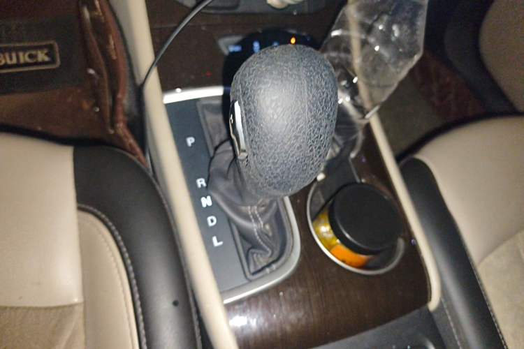 Used Buick Verano 2018 Sedan 15S Automatic Leading Model Gear Lever
