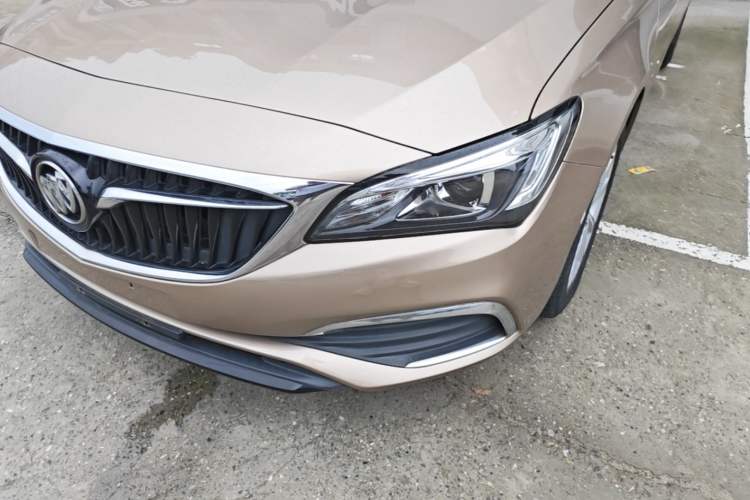Used Buick Verano 2018 Sedan 15S Automatic Leading Model Left Front Headlight