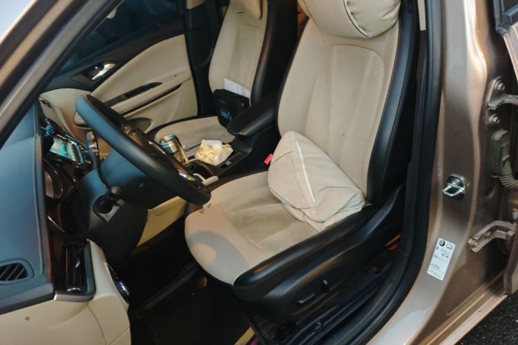 Used Buick Verano 2018 Sedan 15S Automatic Leading Model Left Front Seat