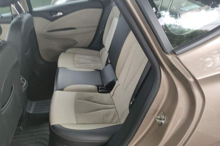 Used Buick Verano 2018 Sedan 15S Automatic Leading Model Left Rear Seat