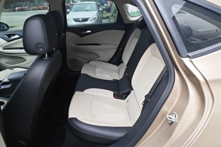 Used Buick Verano 2018 Sedan 15S Automatic Leading Model Left Rear Seat