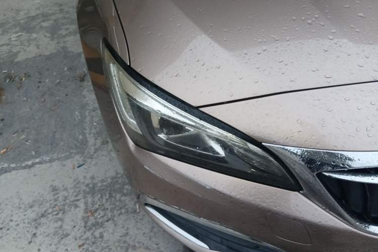 Used Buick Verano 2018 Sedan 15S Automatic Entry Model Right Front Headlight