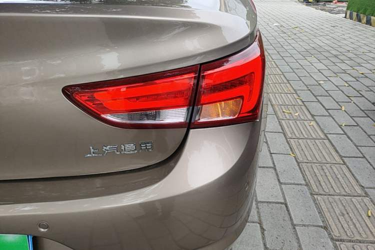 Used Buick Verano 2018 Sedan 15S Automatic Leading Model Right Rear Taillight