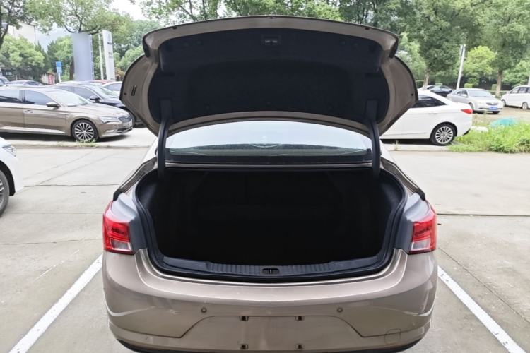 Used Buick Verano 2018 Sedan 15S Automatic Leading Model Trunk