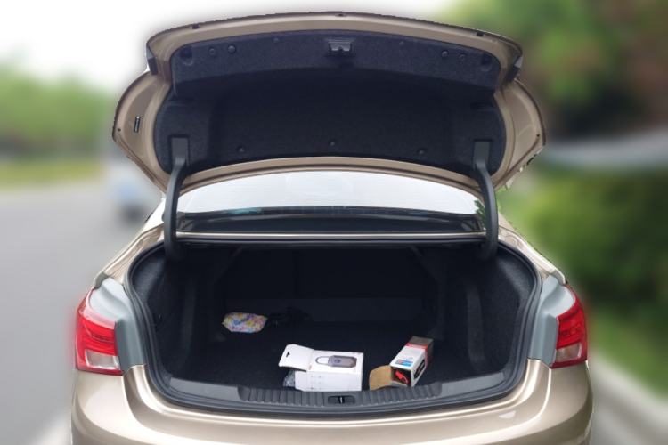 Used Buick Verano 2018 Sedan 15S Automatic Leading Model Trunk