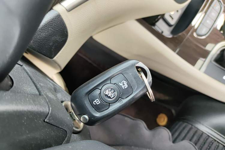 Used Buick Verano 2018 Sedan 15S Automatic Leading Model Vehicle Key