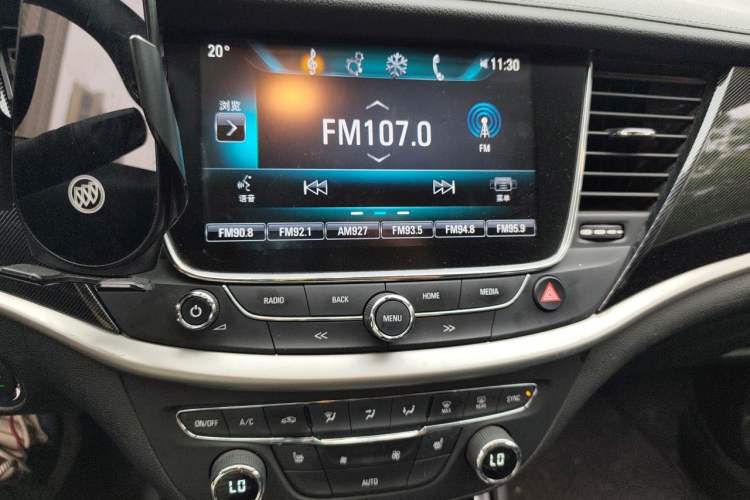 Used Buick Verano 2018 Sedan 20T Dual-Clutch Luxury Model Audio And AC Panel