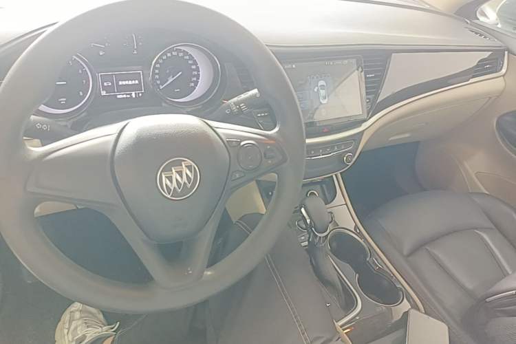 Used Buick Verano 2018 Sedan 15S Automatic Entry Model Center Console