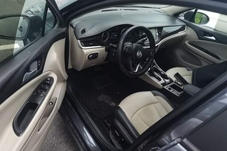 Used Buick Verano 2018 Sedan 15S Automatic Leading Model Driver Seat