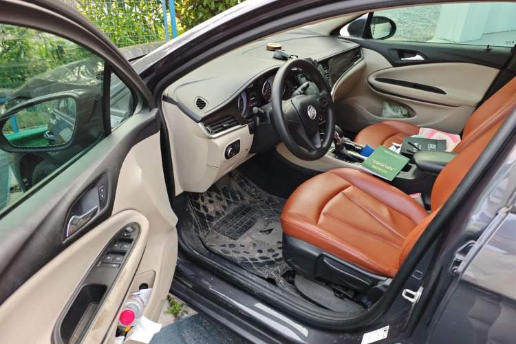 Used Buick Verano 2018 Sedan 15S Automatic Entry Model Driver Seat