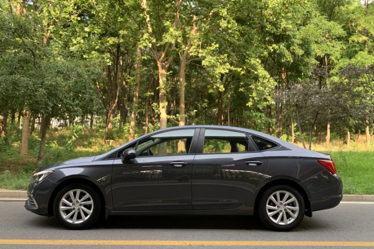 Used Buick Verano 2018 Sedan 15S Automatic Leading Model Exterior 2