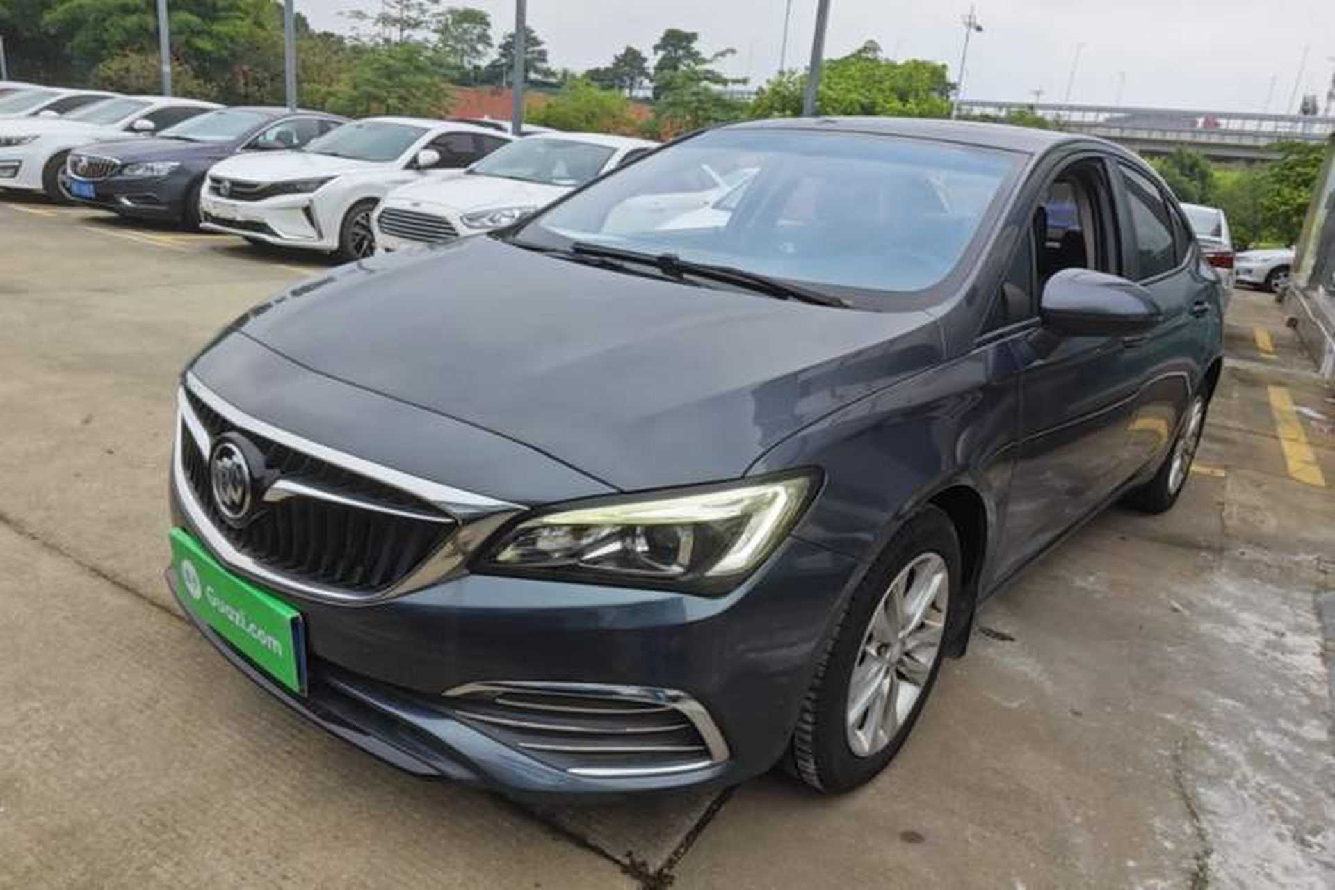 Used Buick Verano 2018 Sedan 20T Dual-Clutch Leading Model Front Left 45 Deg