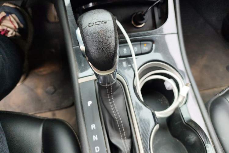 Used Buick Verano 2018 Sedan 20T Dual-Clutch Luxury Model Gear Lever