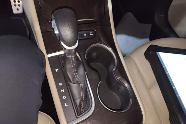 Used Buick Verano 2018 Sedan 15S Automatic Entry Model Gear Lever