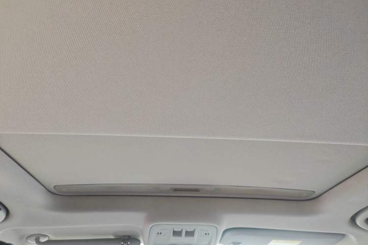 Used Buick Verano 2018 Hatchback 15S Automatic Leading Model Headliner
