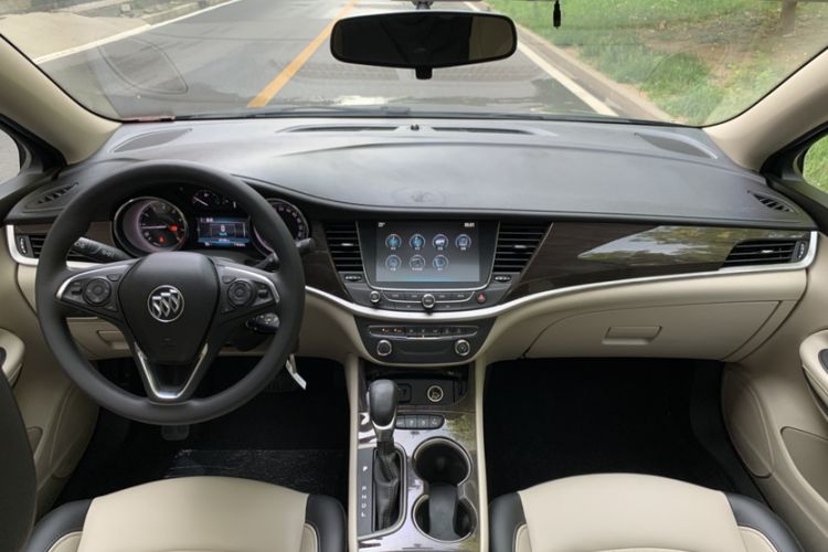 Used Buick Verano 2018 Sedan 15S Automatic Leading Model Interior 1