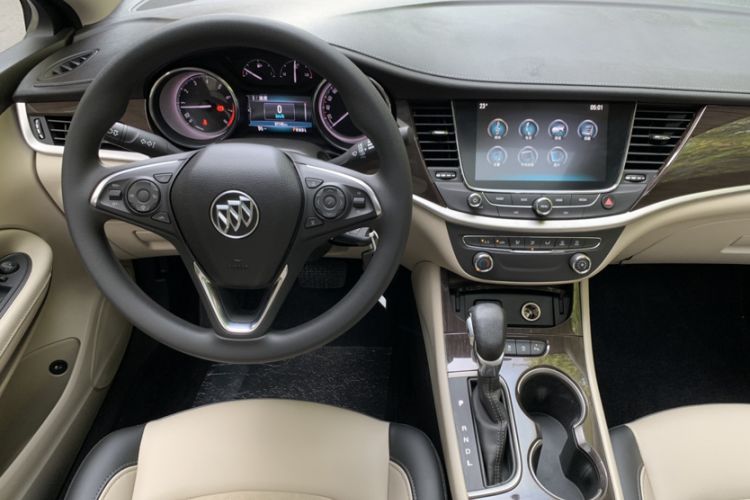 Used Buick Verano 2018 Sedan 15S Automatic Leading Model Interior 2