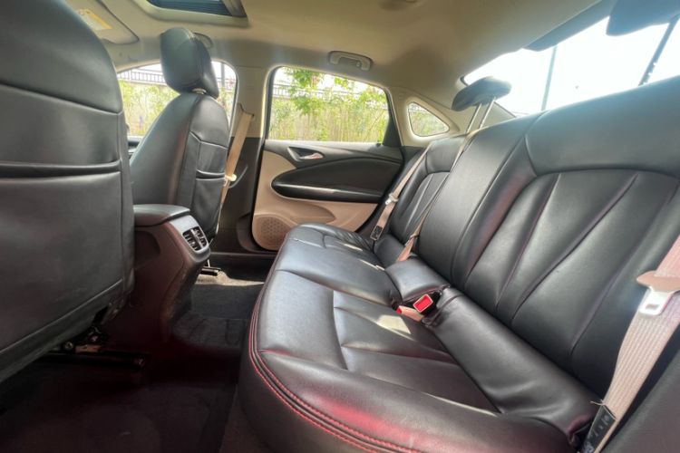 Used Buick Verano 2018 Sedan 15S Automatic Entry Model Interior 3