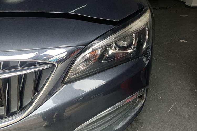 Used Buick Verano 2018 Sedan 15S Automatic Entry Model Left Front Headlight