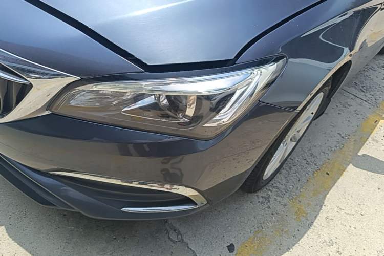 Used Buick Verano 2018 Sedan 15S Automatic Leading Model Left Front Headlight