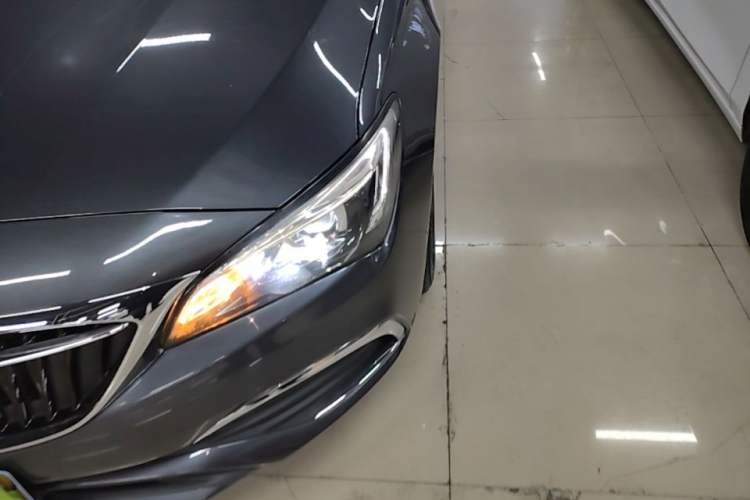 Used Buick Verano 2018 Sedan 15S Automatic Entry Model Left Front Headlight