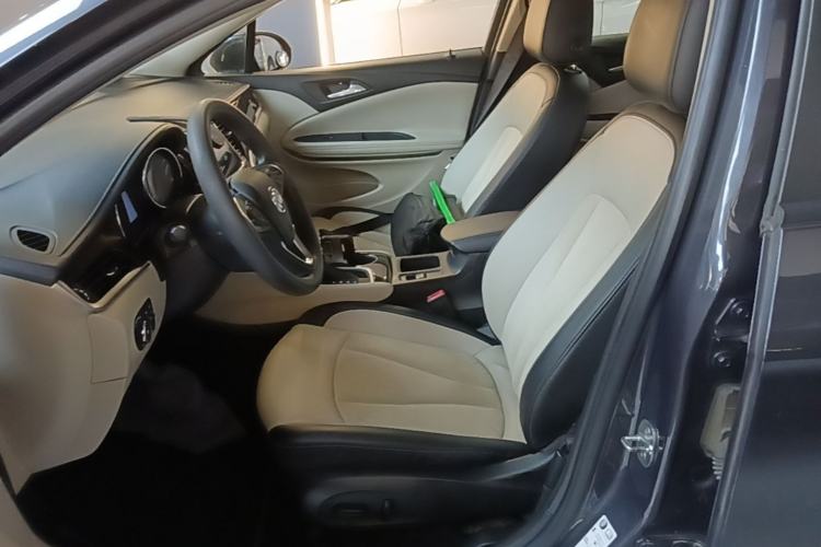 Used Buick Verano 2018 Sedan 15S Automatic Leading Model Left Front Seat