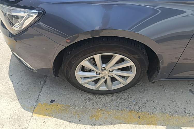 Used Buick Verano 2018 Sedan 15S Automatic Leading Model Left Front Wheel Hub