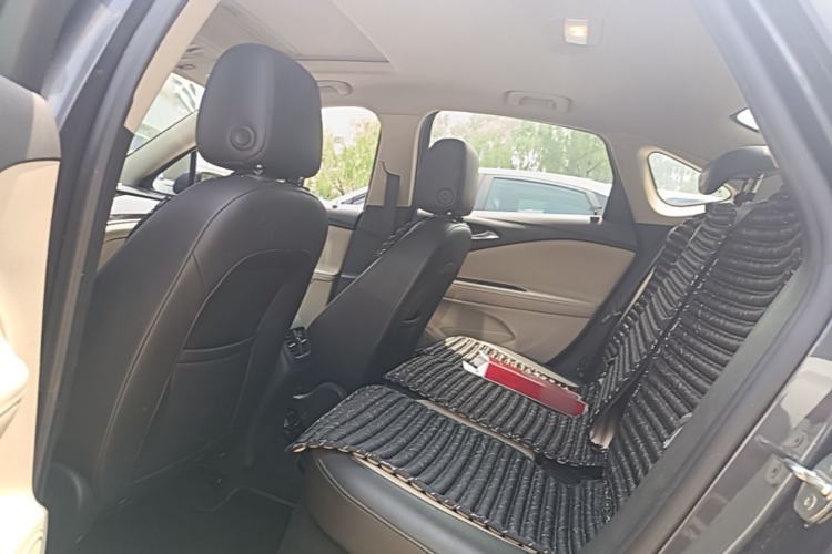 Used Buick Verano 2018 Sedan 15S Automatic Leading Model Left Rear Seat