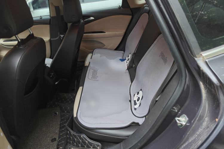 Used Buick Verano 2018 Sedan 15S Automatic Leading Model Left Rear Seat