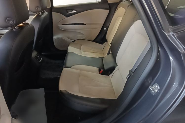 Used Buick Verano 2018 Sedan 15S Automatic Leading Model Left Rear Seat