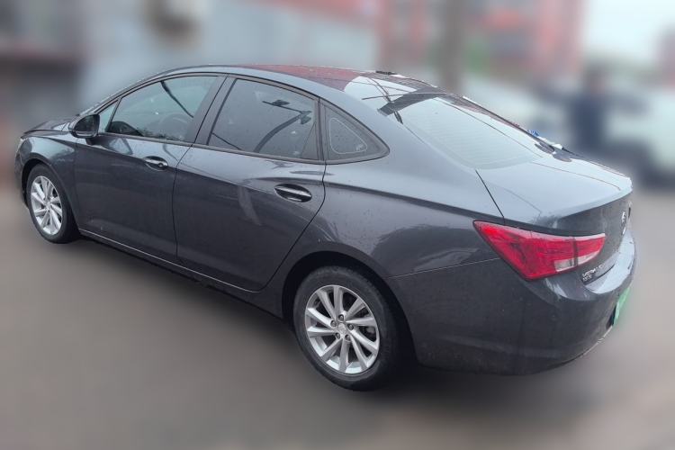 Used Buick Verano 2018 Sedan 15S Automatic Leading Model Rear Left 45 Deg