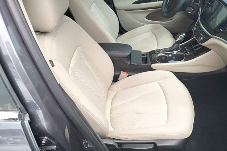 Used Buick Verano 2018 Sedan 15S Automatic Entry Model Right Front Seat