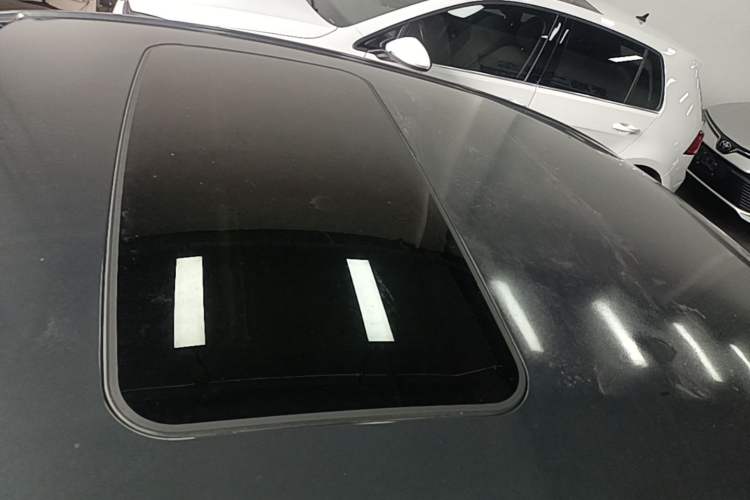 Used Buick Verano 2018 Sedan 15S Automatic Entry Model Roof