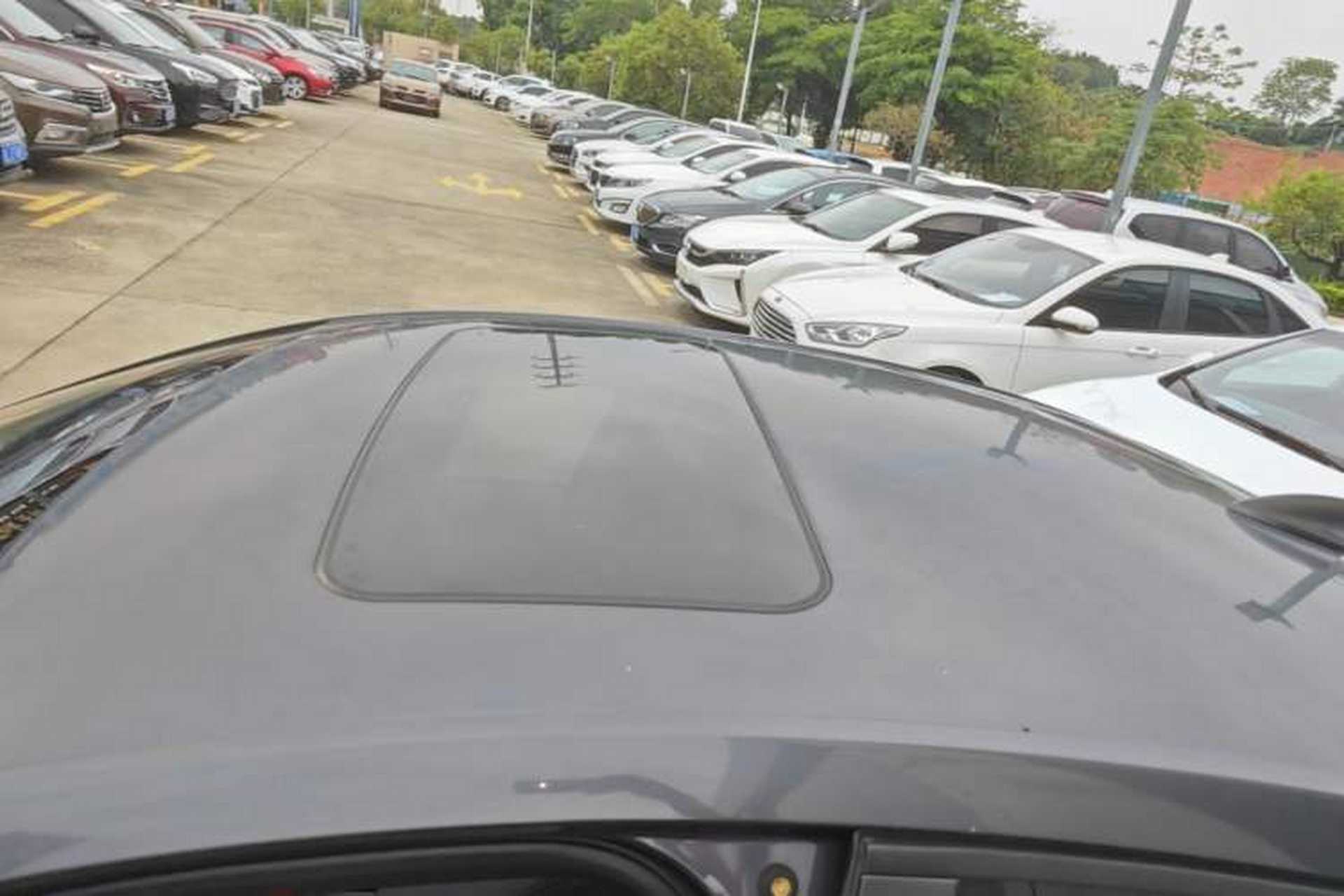 Used Buick Verano 2018 Sedan 20T Dual-Clutch Leading Model Roof
