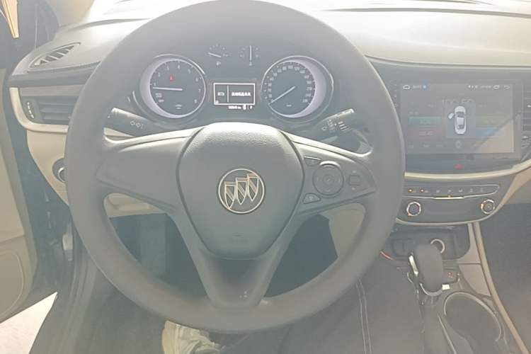 Used Buick Verano 2018 Sedan 15S Automatic Entry Model Steering Wheel