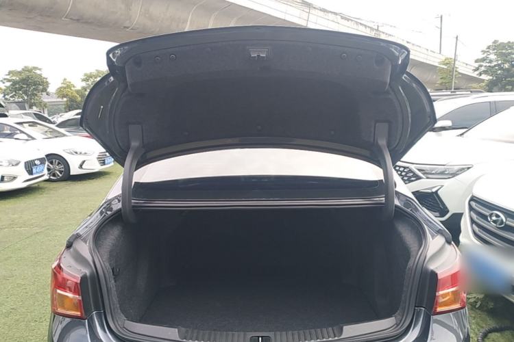 Used Buick Verano 2018 Sedan 15S Automatic Entry Model Trunk