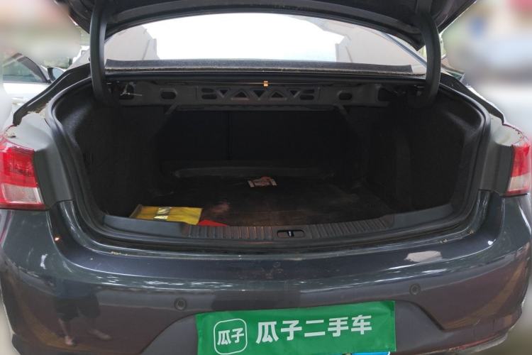 Used Buick Verano 2018 Sedan 15S Automatic Leading Model Trunk