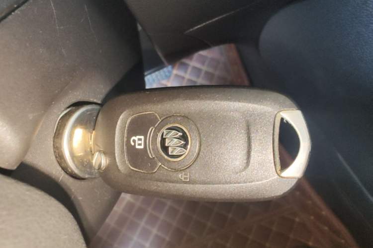 Used Buick Verano 2018 Hatchback 15S Automatic Leading Model Vehicle Key
