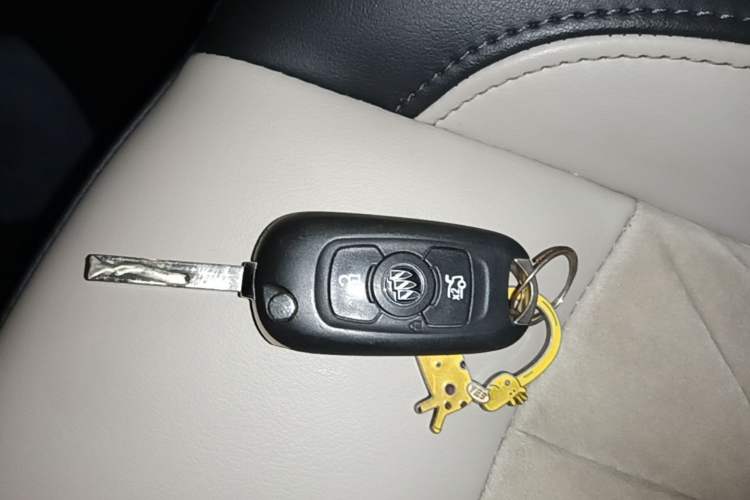 Used Buick Verano 2018 Sedan 15S Automatic Leading Model Vehicle Key