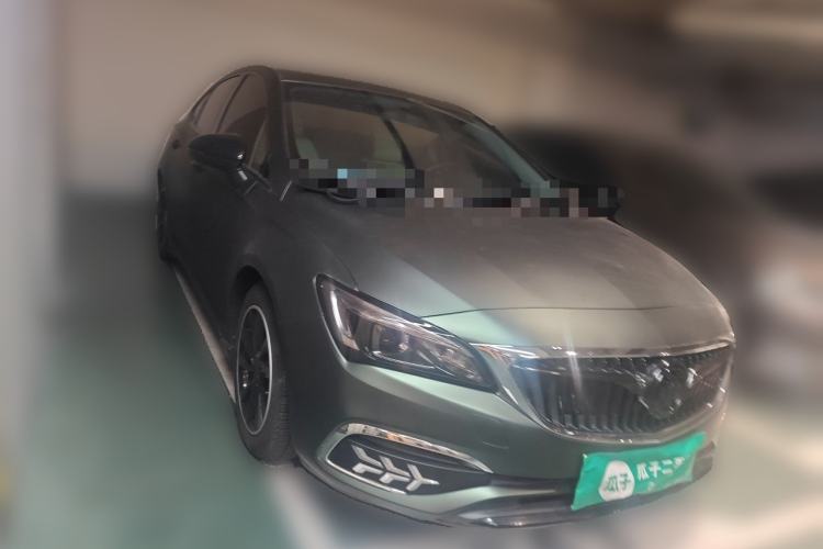 Used Buick Verano 2018 Sedan 15S Automatic Leading Model Front Right 45 Deg