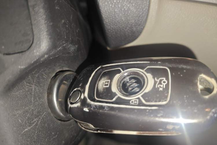 Used Buick Verano 2018 Sedan 15S Automatic Leading Model Vehicle Key