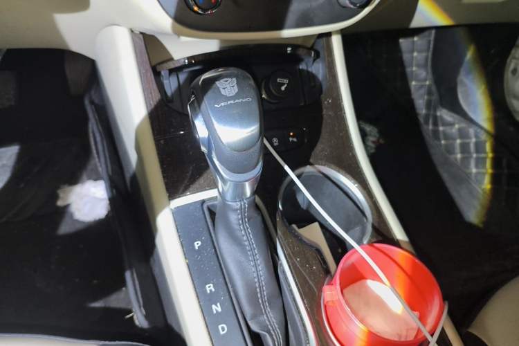 Used Buick Verano 2018 Sedan 15S Automatic Leading Model Gear Lever
